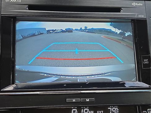 Used 2018 Toyota Avalon XLE Premium FWD image 16
