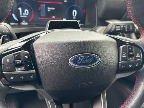 Used 2025 Ford Explorer ST AWD/4WD image 9