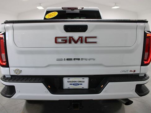 Used 2022 GMC Sierra 2500 AT4 w/ AT4 Preferred Package image 8