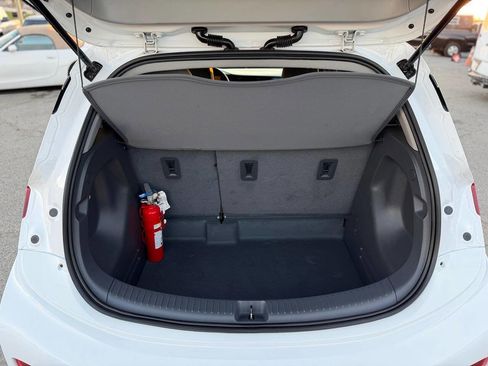 Used 2019 Chevrolet Bolt LT image 39