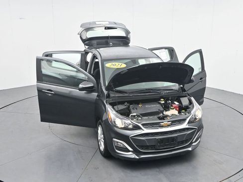 Used 2021 Chevrolet Spark LT image 41