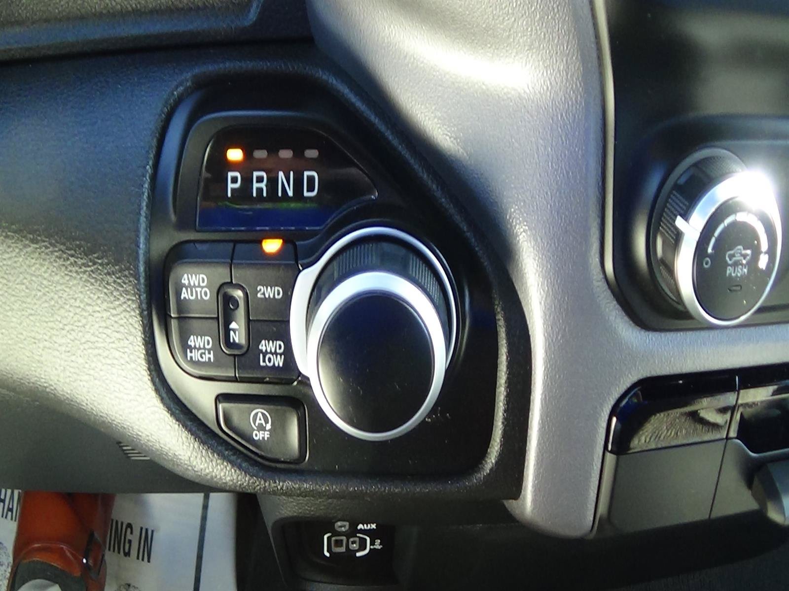 Used 2022 RAM 1500 Big Horn AWD/4WD image 23