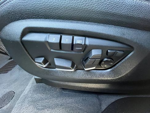 Used 2019 BMW X6 sDrive35i image 9