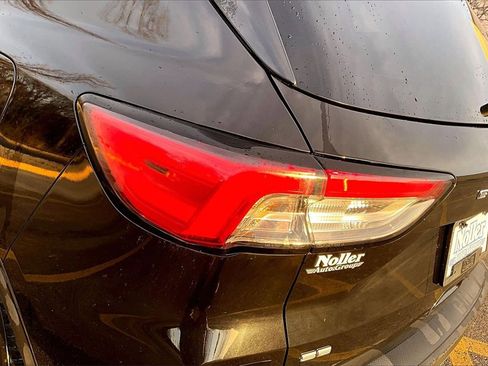 Used 2021 Ford Escape SE w/ Convenience Package image 30