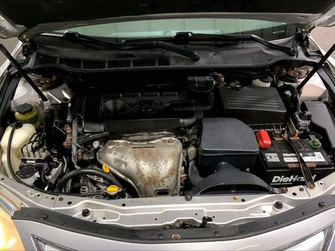 Used 2011 Toyota Camry LE w/ LE Extra-Value Pkg FWD image 31