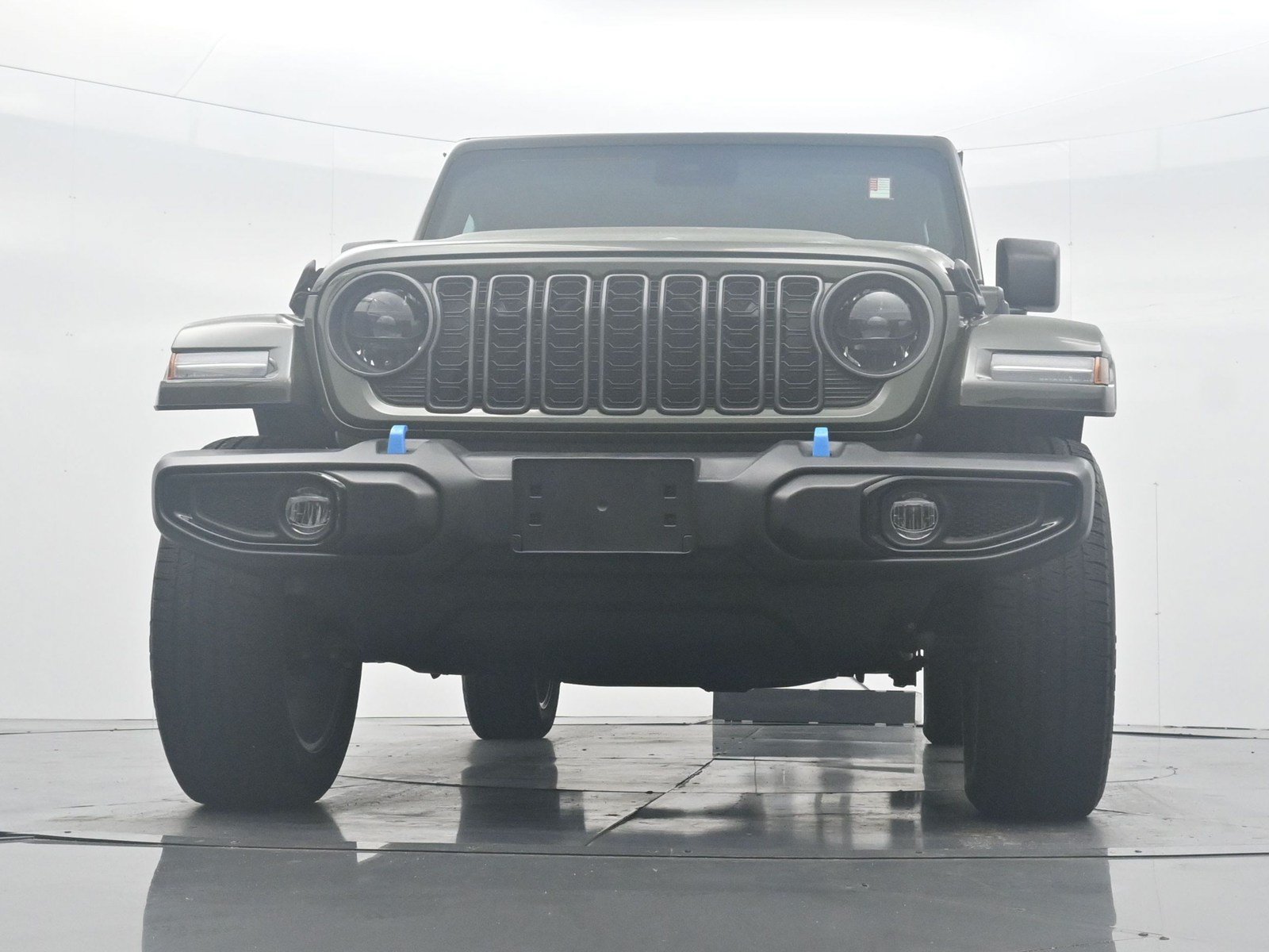 Used 2024 Jeep Wrangler Unlimited w/ Convenience Group AWD/4WD image 26