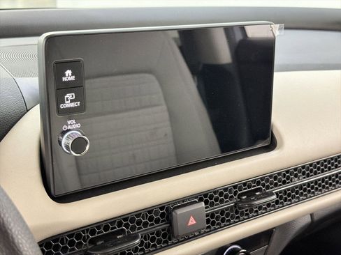 New 2026 Honda HR-V LX image 24