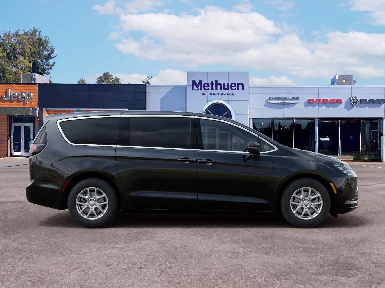 New 2027 Chrysler Pacifica Select FWD image 21