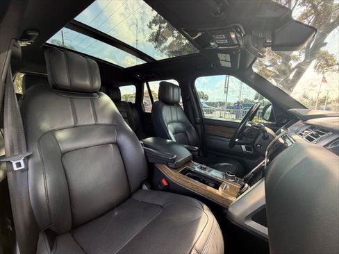 Used 2019 Land Rover Range Rover HSE AWD/4WD image 14