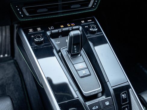 Used 2021 Porsche 911 Turbo S image 10