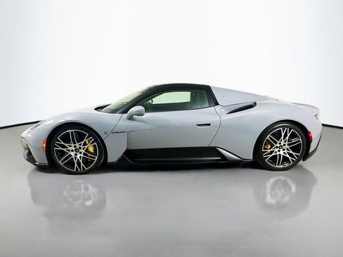 Used 2023 Maserati MC20 Spyder RWD image 8