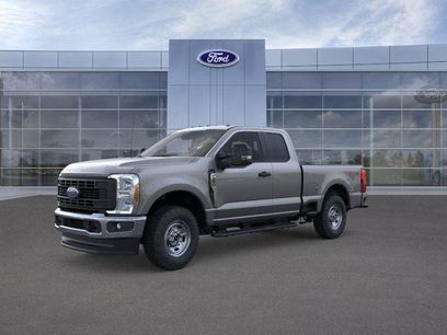 New 2026 Ford F250 XL w/ XL Off-Road Package