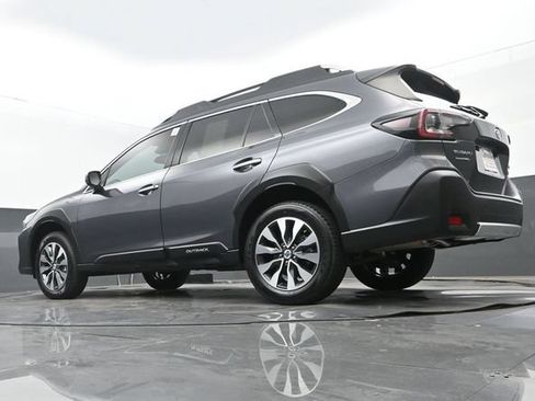 Used 2023 Subaru Outback Touring AWD/4WD image 24