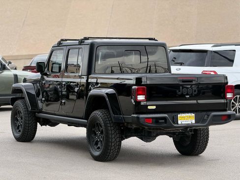 Used 2022 Jeep Gladiator Sport AWD/4WD image 5