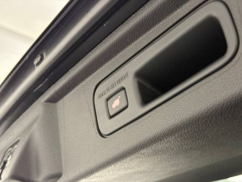 Used 2023 Honda Odyssey Sport image 9