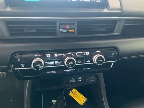 Certified 2025 Honda Pilot Touring image 16