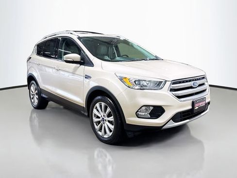 Used 2017 Ford Escape Titanium AWD/4WD image 5