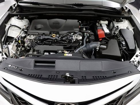 Used 2023 Toyota Camry XSE image 28