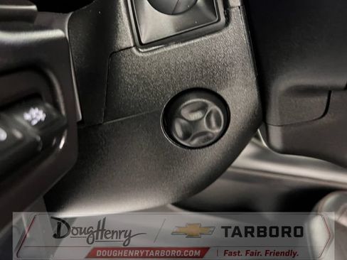 Used 2024 Chevrolet Suburban High Country w/ Advanced Technology Package AWD/4WD image 32