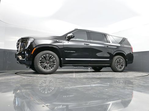New 2026 GMC Yukon XL Elevation w/ LPO, Get Active Package image 35