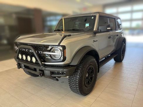 Certified 2023 Ford Bronco Wildtrak AWD/4WD image 4