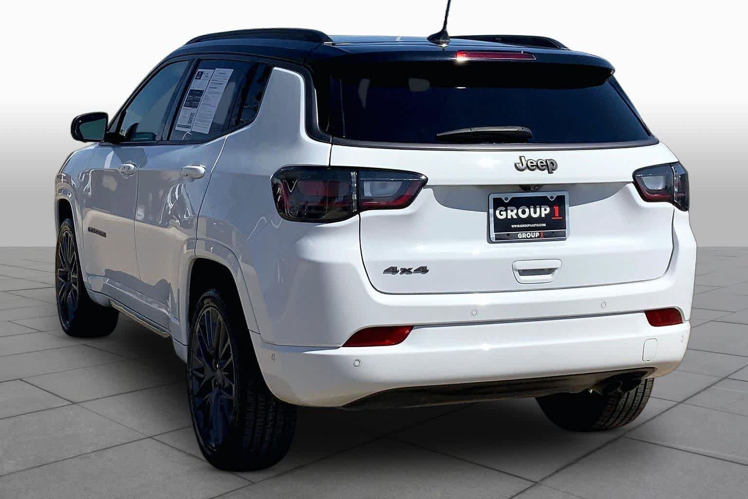 Used 2022 Jeep Compass High Altitude AWD/4WD image 12