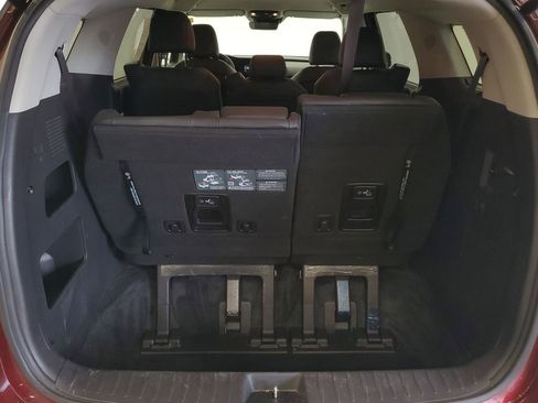 Used 2024 Kia Carnival EX FWD image 26