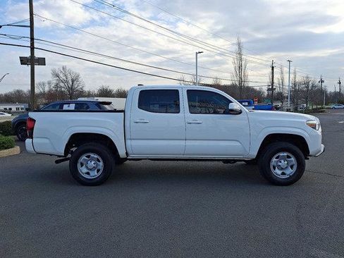 Certified 2023 Toyota Tacoma SR image 27