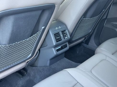 Used 2025 Audi Q5 2.0T Premium w/ Convenience Package image 24