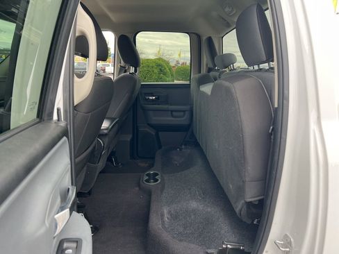 Used 2024 RAM 1500 Classic SLT image 25