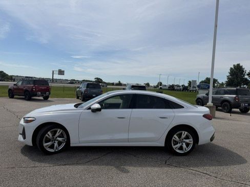 Used 2025 Audi A5 2.0T Premium w/ Convenience Package AWD/4WD image 6