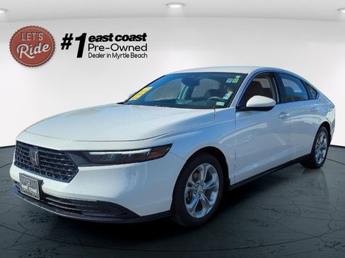 Certified 2023 Honda Accord LX image 1