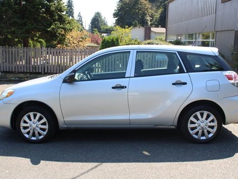 Used 2008 Toyota Matrix FWD image 12