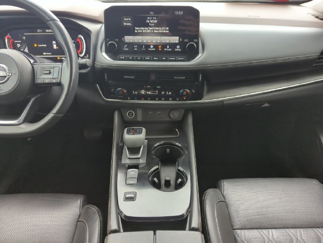 Certified 2022 Nissan Rogue Platinum w/ Head-Up Display Package FWD image 27