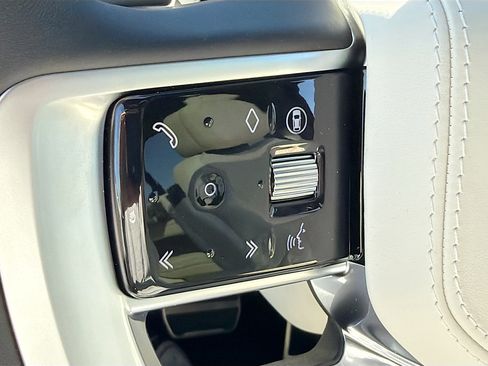 New 2026 Land Rover Range Rover SE image 38