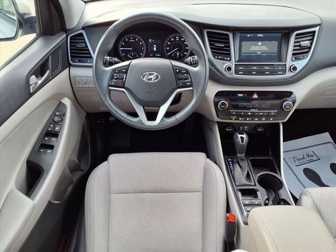 Used 2018 Hyundai Tucson Value w/ Cargo Package image 3