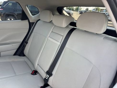 Used 2024 Hyundai Kona SEL AWD/4WD image 8