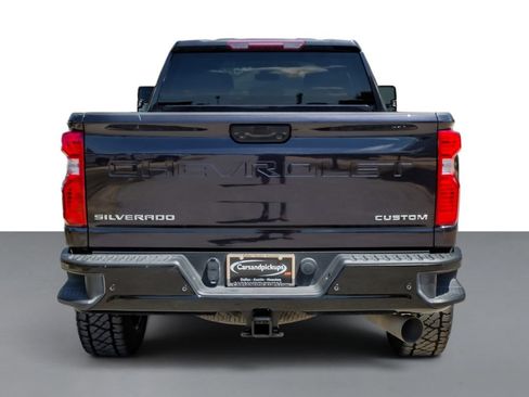 Used 2024 Chevrolet Silverado 2500 Custom w/ Custom Value Package AWD/4WD image 9