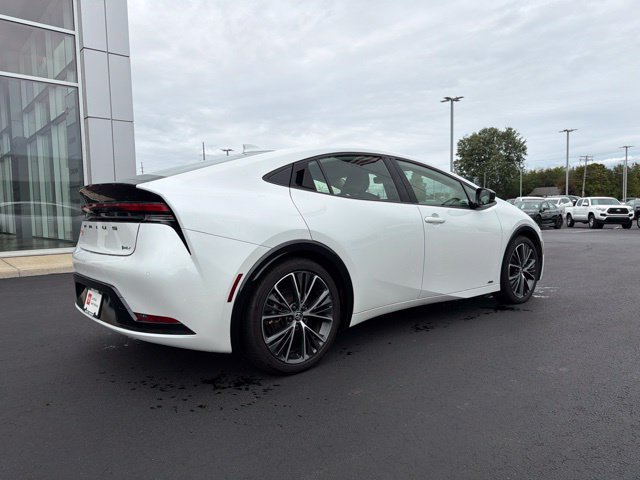 Certified 2025 Toyota Prius XLE AWD/4WD image 8