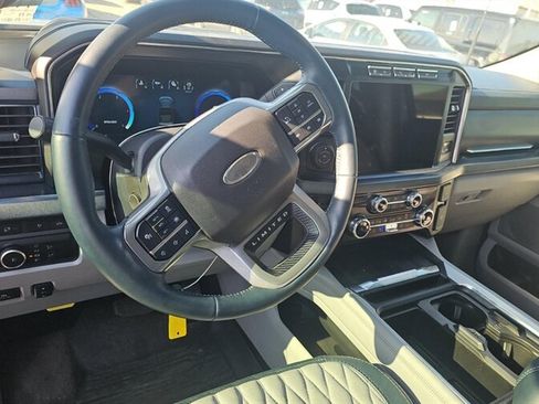 Used 2024 Ford F250 Limited AWD/4WD image 8