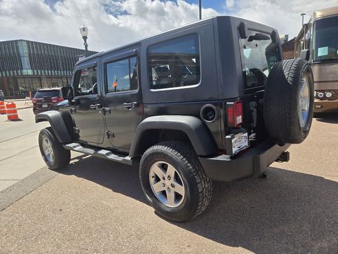 Used 2010 Jeep Wrangler Unlimited Sport AWD/4WD image 7