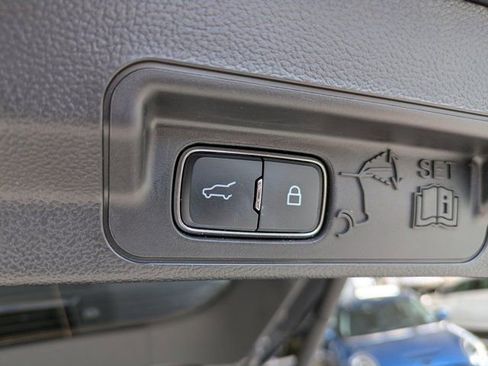 Certified 2023 Ford Explorer ST-Line w/ Class IV Trailer Tow Package image 21