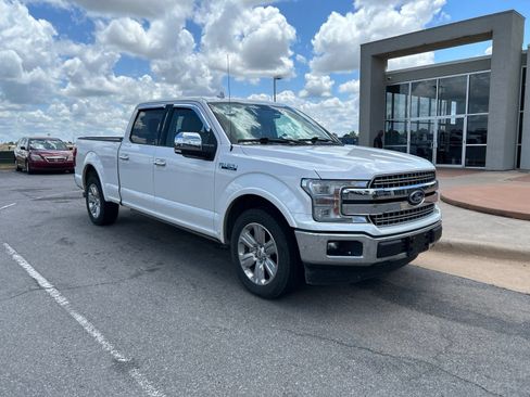 Used 2018 Ford F150 Lariat w/ Equipment Group 502A Luxury RWD image 3