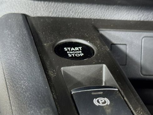 New 2026 Nissan Kicks SV w/ SV Premium Package image 18