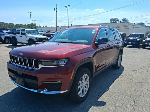 Used 2023 Jeep Grand Cherokee L Limited w/ Trailer Tow Group (B) AWD/4WD image 4