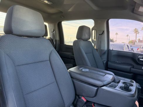 Used 2021 GMC Sierra 2500 4x4 Crew Cab w/ Gooseneck/5TH Wheel Package image 35