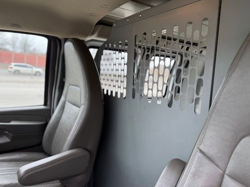 Used 2014 Chevrolet Express 1500 image 17