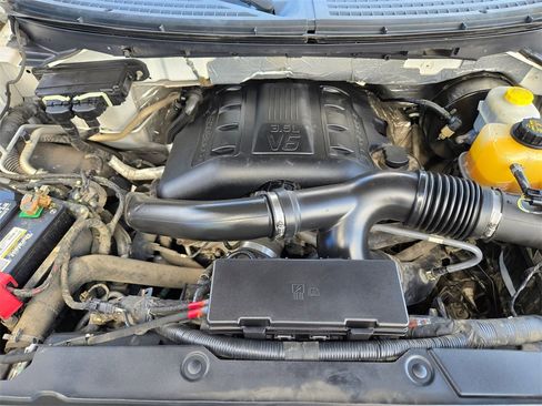 Used 2014 Ford F150 Limited image 35