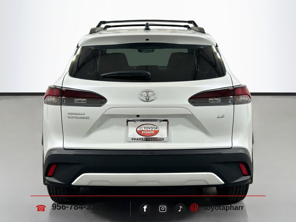 New 2026 Toyota Corolla Cross LE w/ Moonroof Package FWD image 6