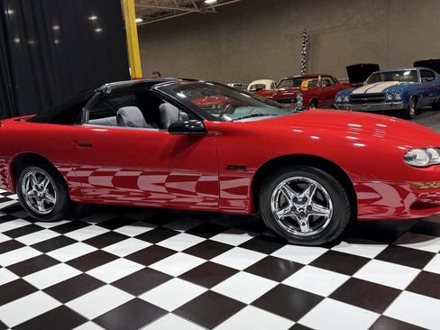 Used 1998 Chevrolet Camaro Z28 w/ Preferred Equipment Group 2 image 12
